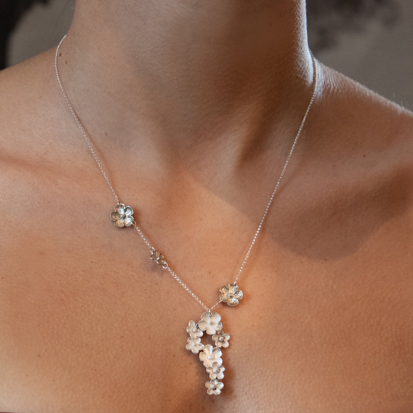 Collar 10 Flores Plata