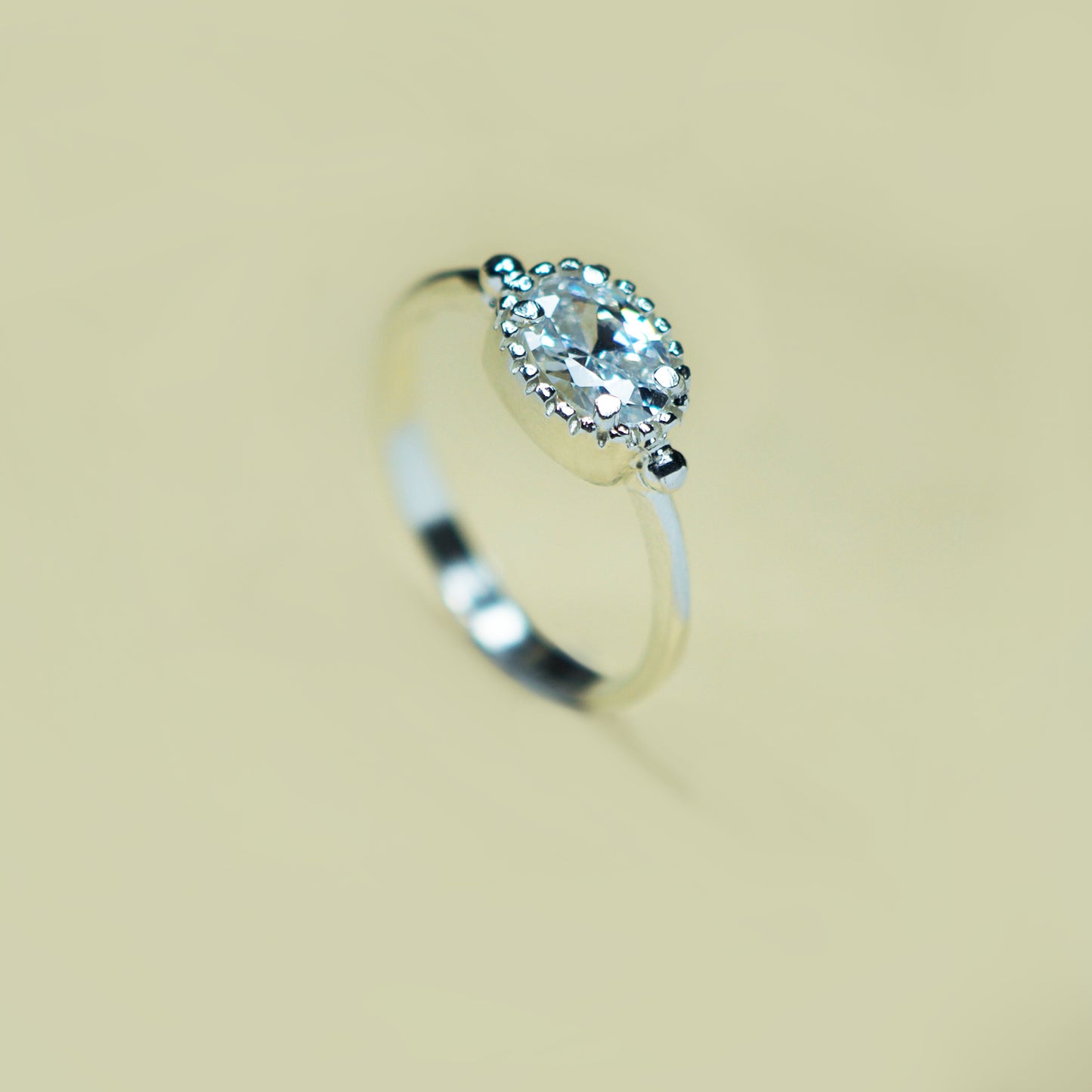 Anillo Oval Plata N09 - Chica Lecannelier Joyas