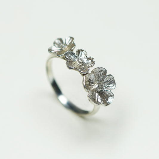 Anillo 3 Flores Circones Plata