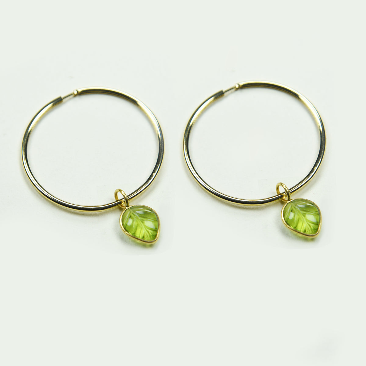 Aro Argolla Peridoto Gota Tallada Enchape