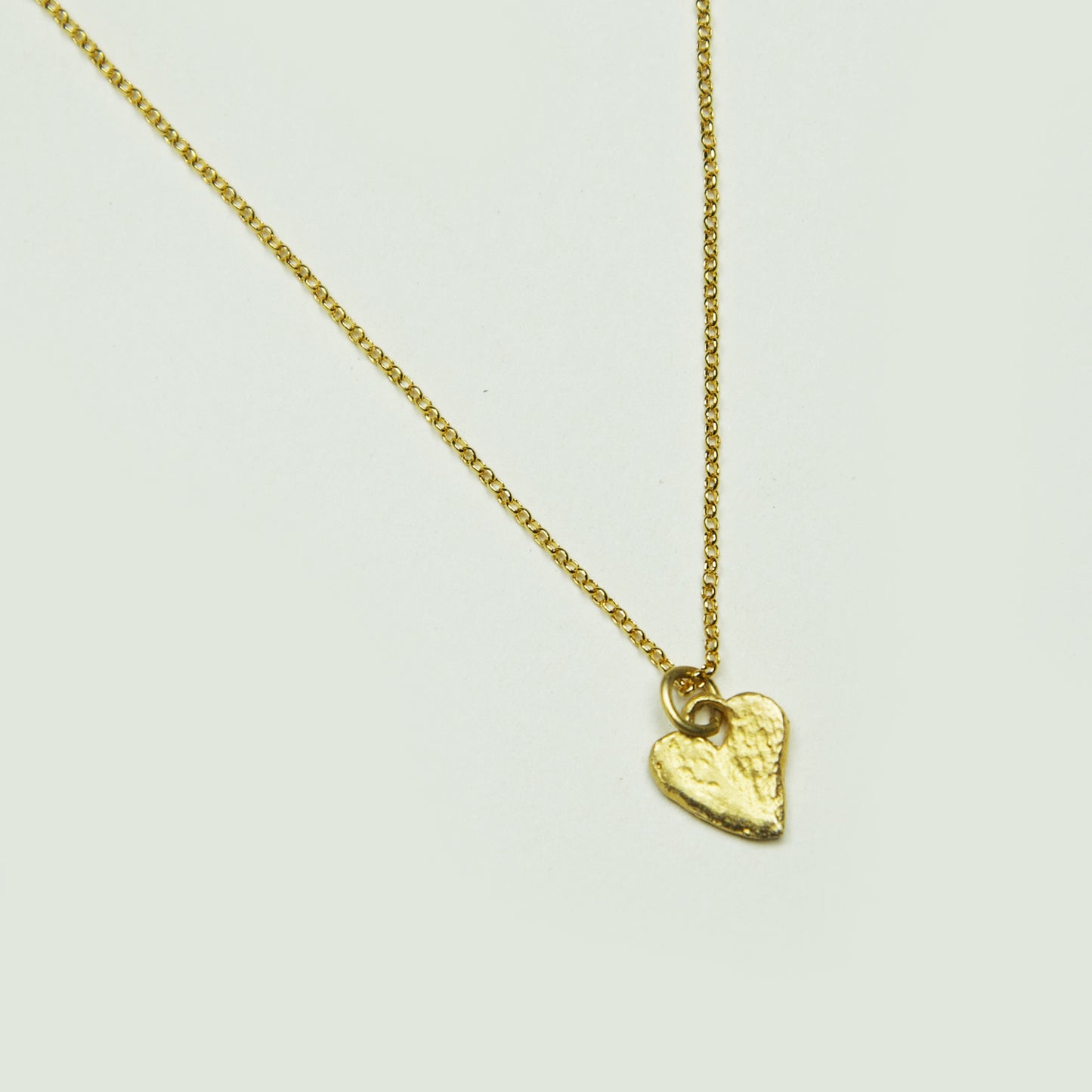 Collar Corazon Machacado Enchape