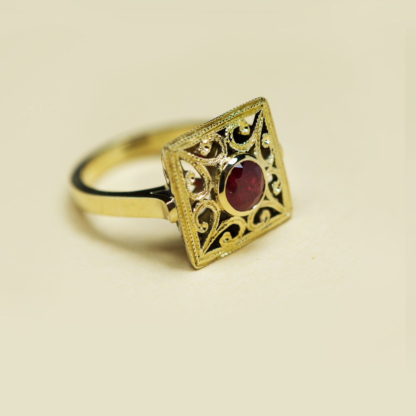 Anillo Grenade