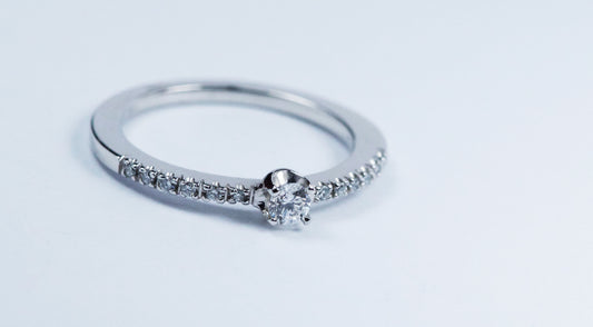 Anillo Monique