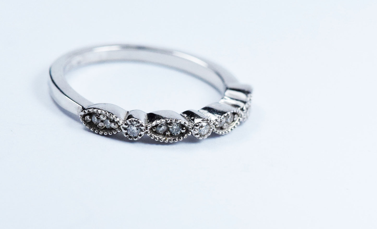 Anillo Nadine