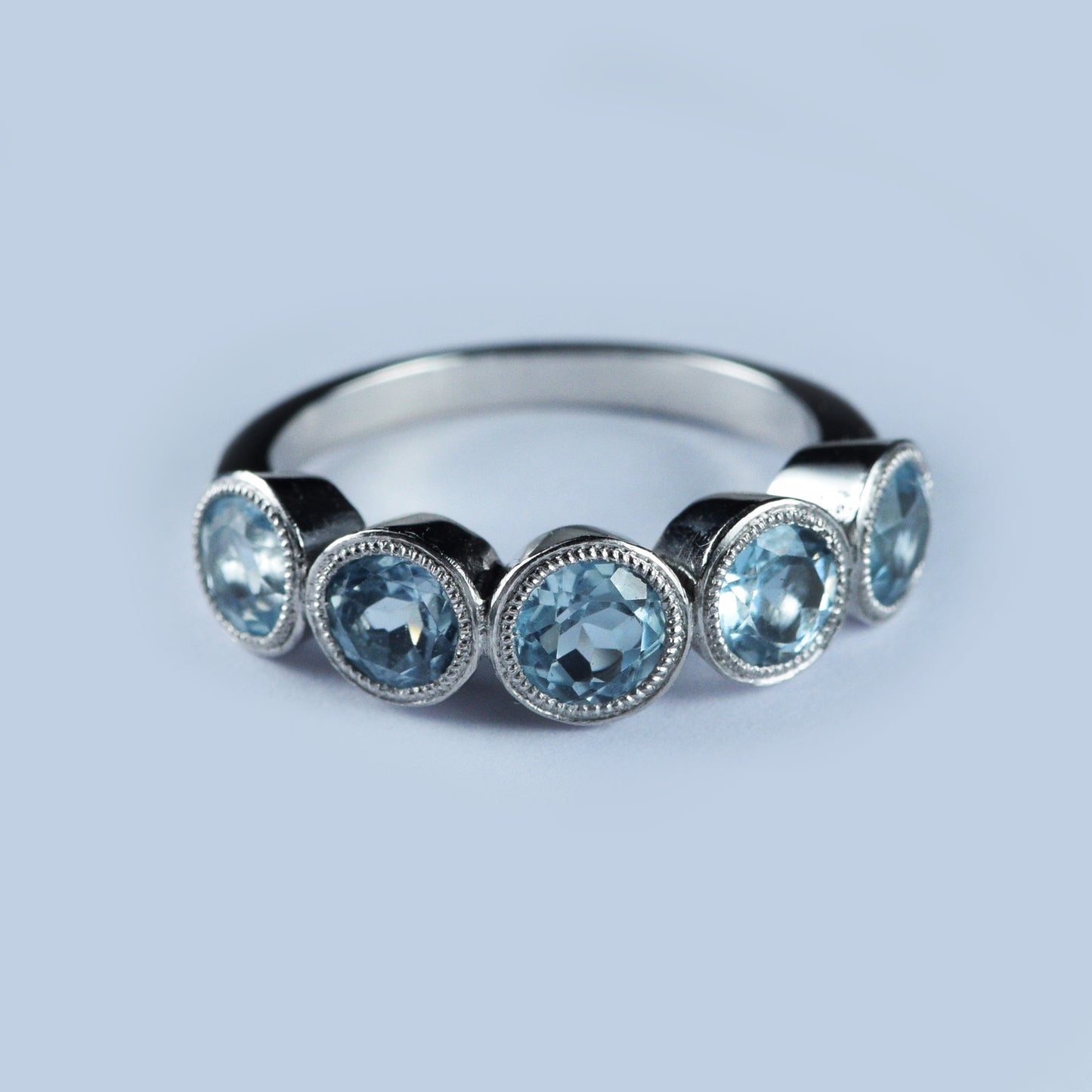 Anillo Laurelie