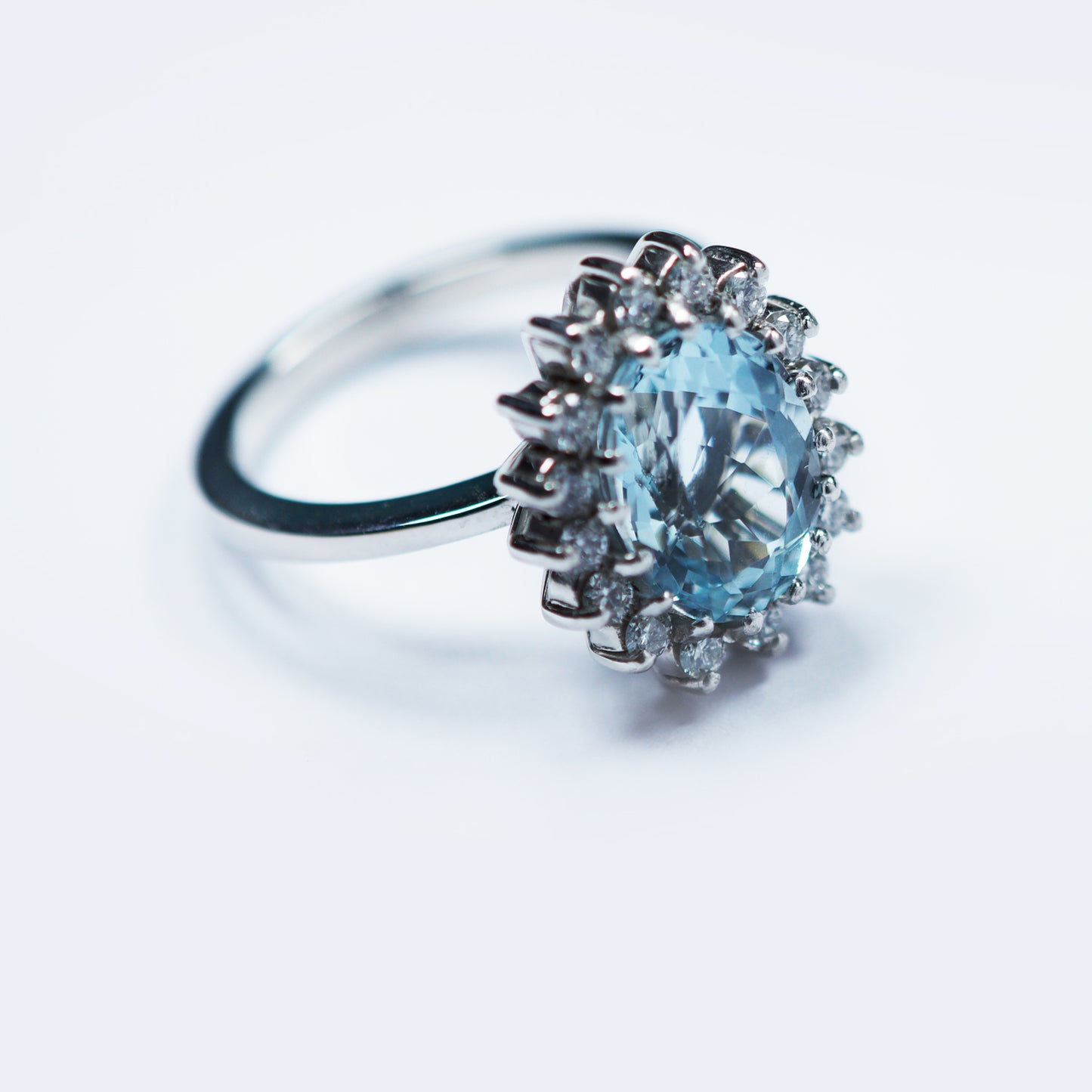 Anillo Lea