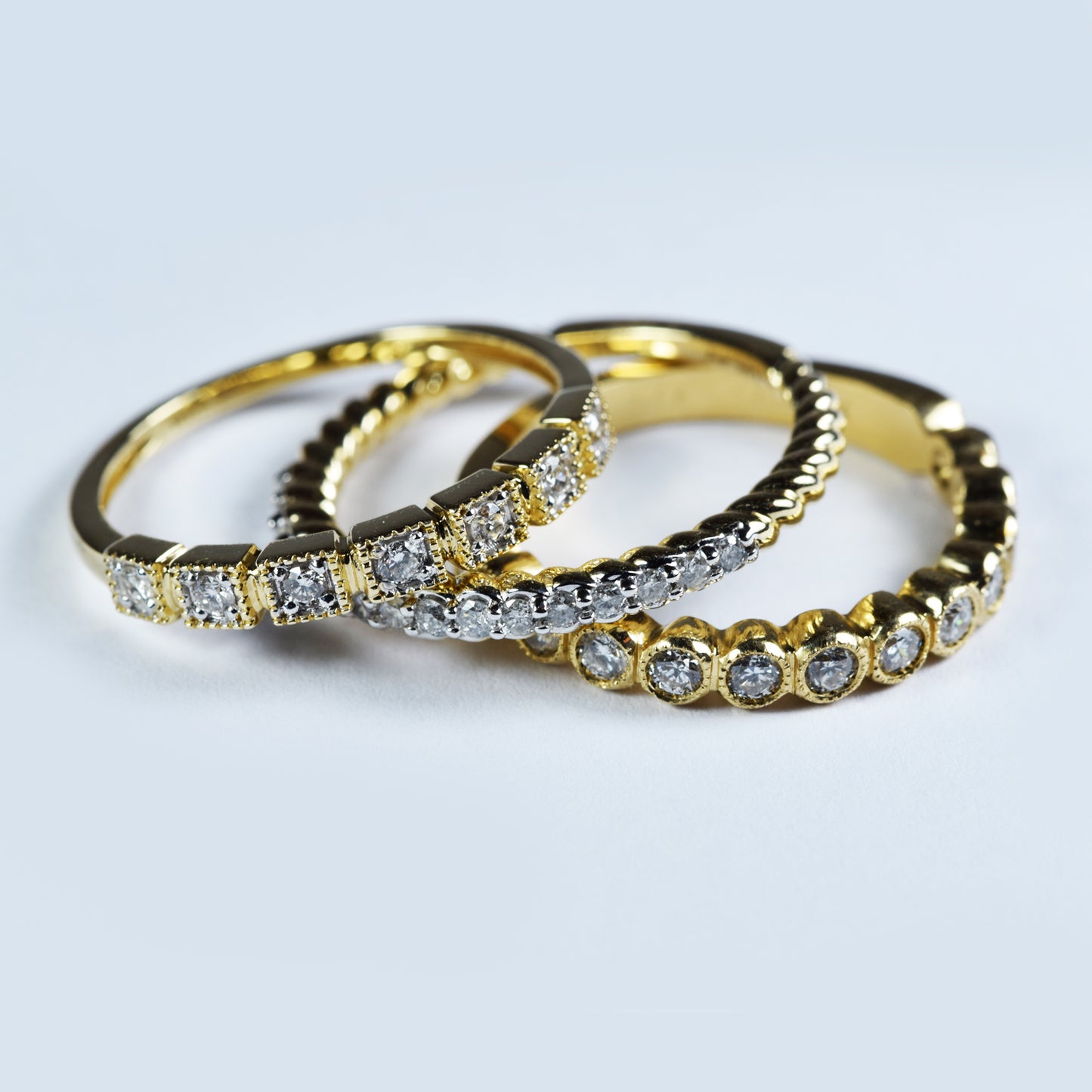 Anillo Larissa