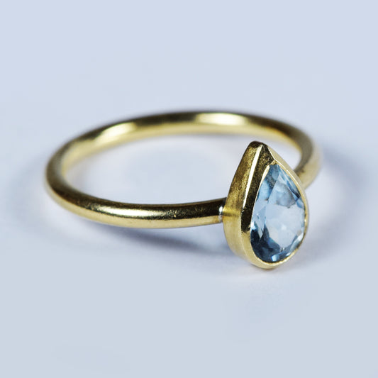 Anillo Dominique