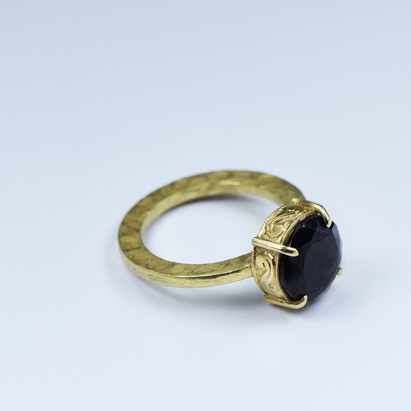 Anillo Valerie