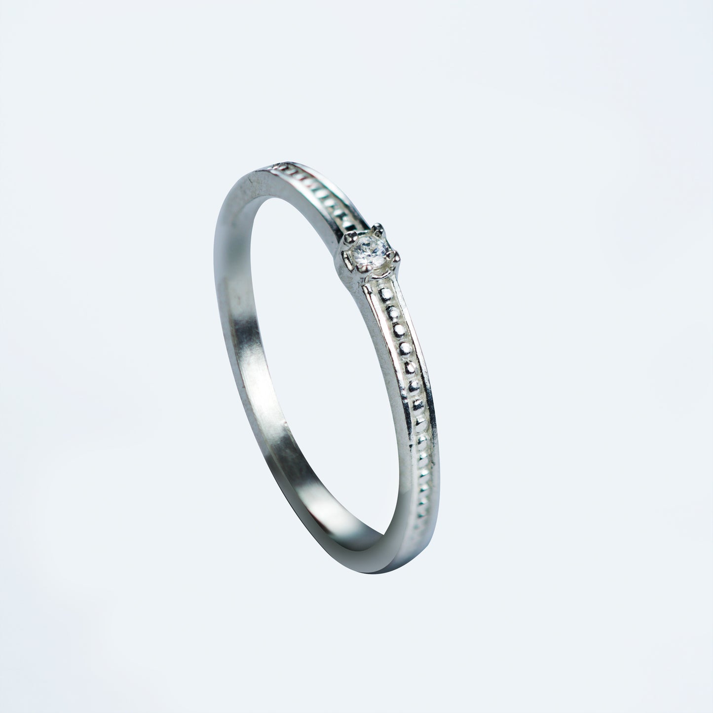 Anillo Puntitos Circon Plata N06 - Chica Lecannelier Joyas