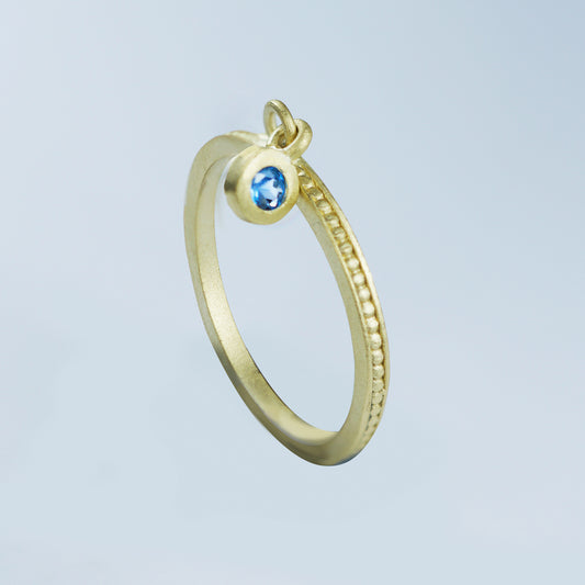 Anillo Puntitos Circon Colgando Celeste Enchape N05 - Chica Lecannelier Joyas